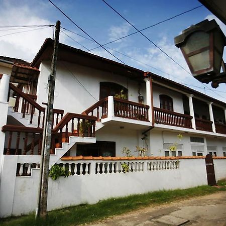 Wijenayake'S - Beach Haven Guest House - Galle Fort Exterior foto