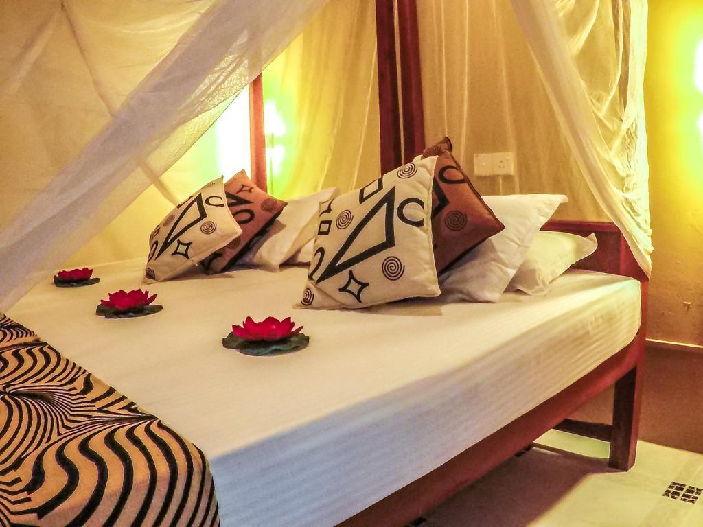 Wijenayake'S - Beach Haven Guest House - Galle Fort Exterior foto